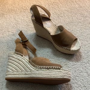 Kenneth Cole Wedges